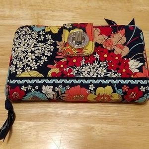 VERA BRADLEY turn lock wallet Open to offers!